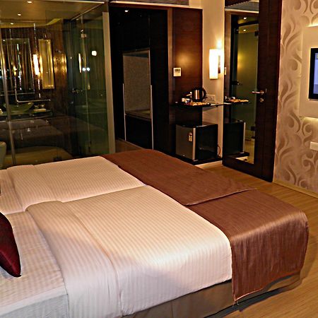 Sentosa Resorts Chinchvad Экстерьер фото