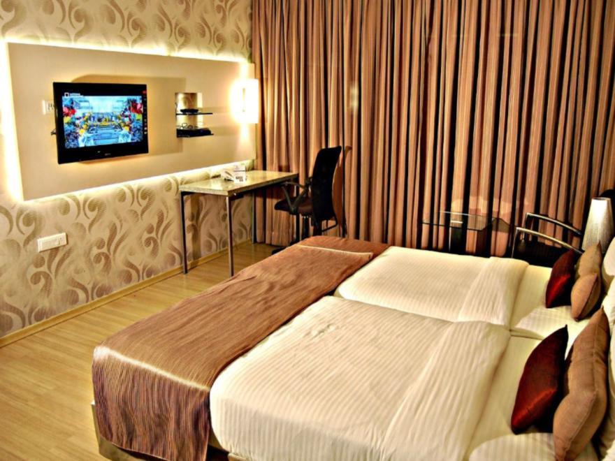 Sentosa Resorts Chinchvad Экстерьер фото