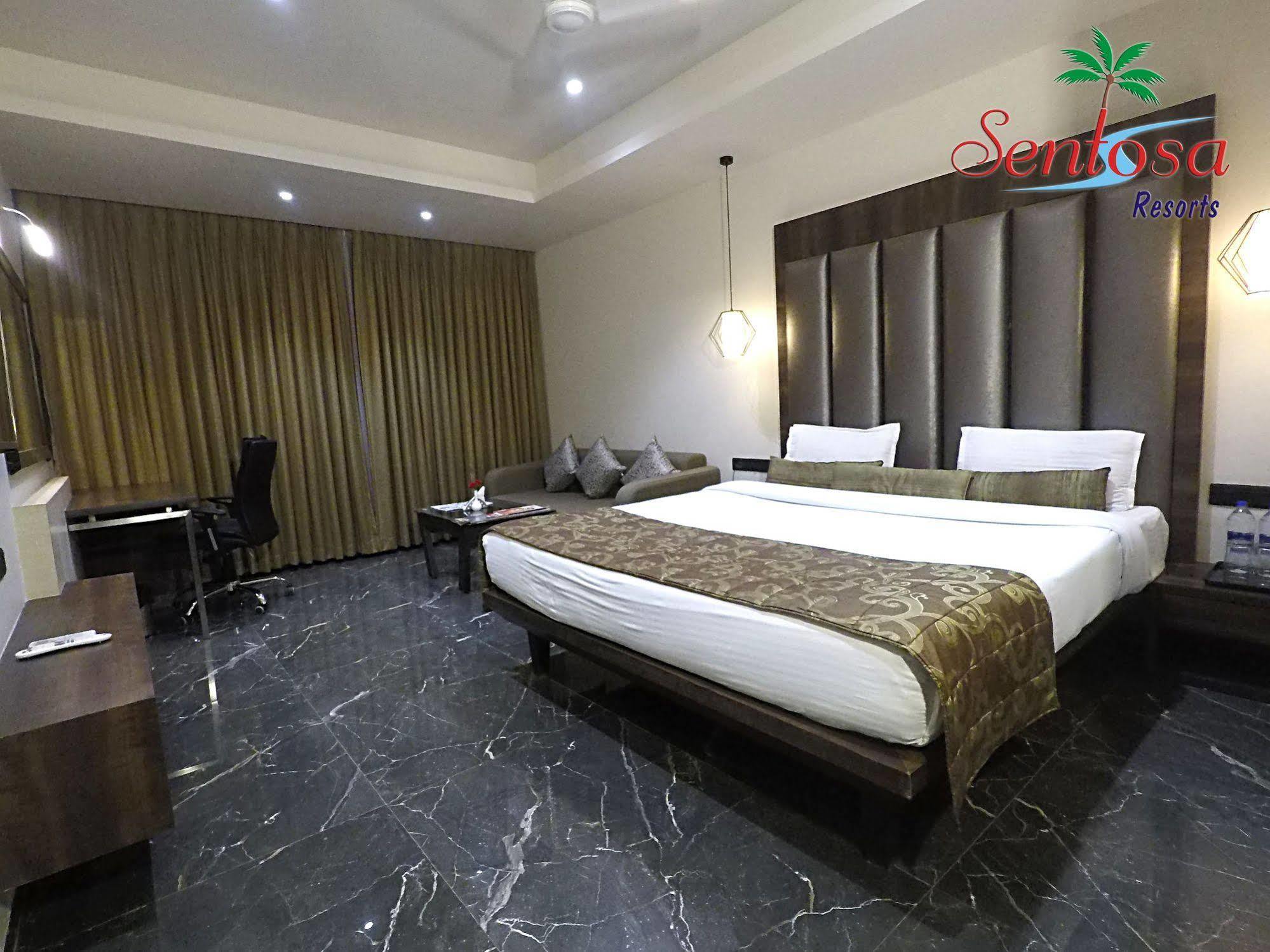 Sentosa Resorts Chinchvad Экстерьер фото