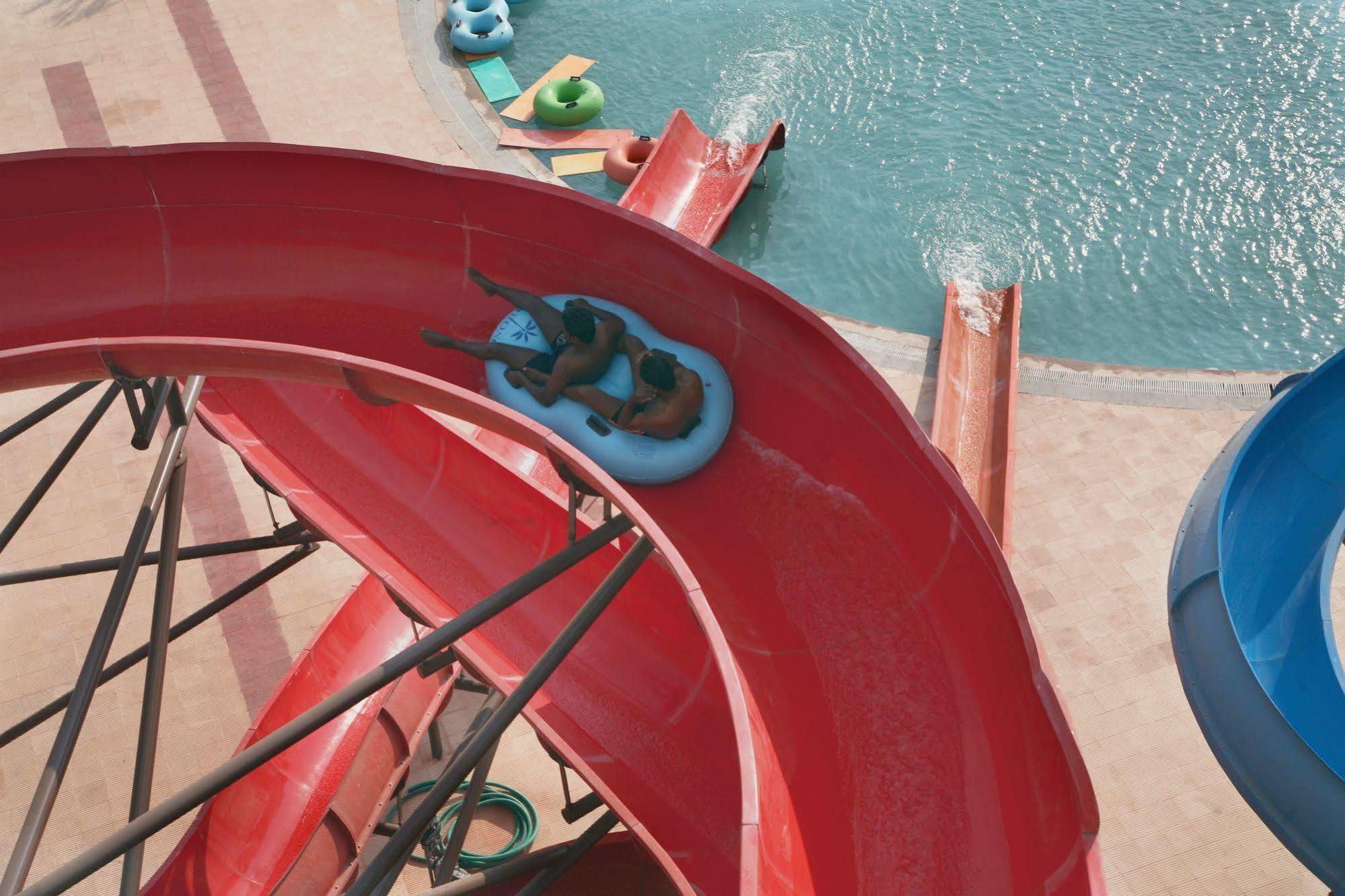 Sentosa Resorts Chinchvad Экстерьер фото